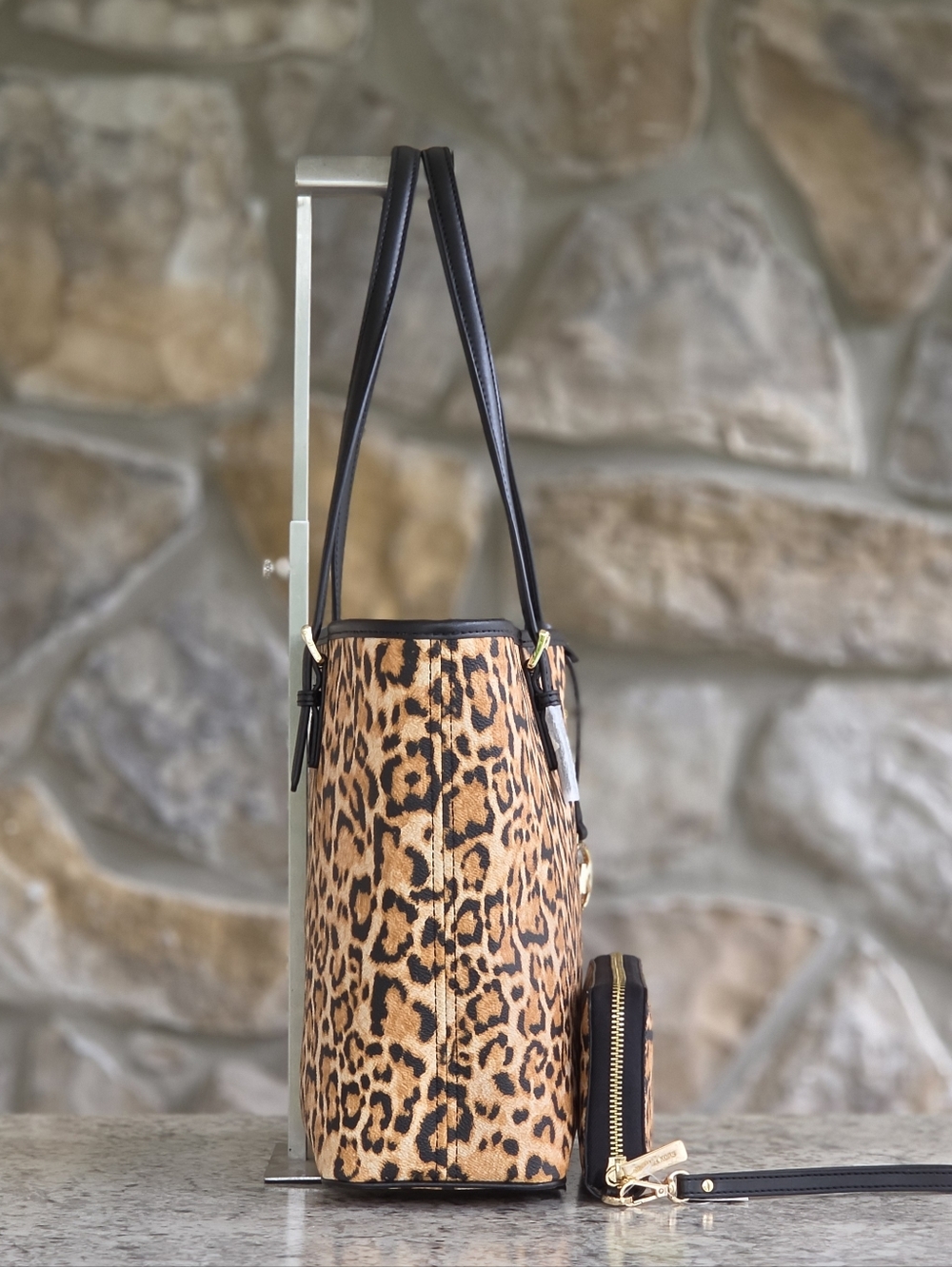 Michael Kors Jet Set Medium Tote SET - Picture 2 of 11